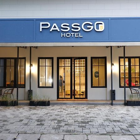 Hotel Passgo Thamrin Dżakarta Zewnętrze zdjęcie