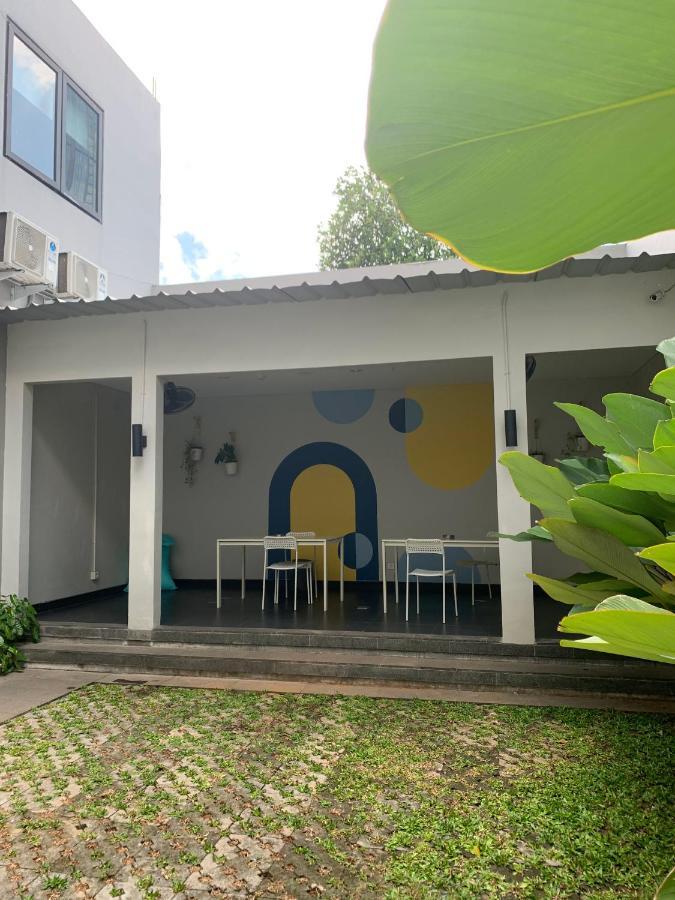 Hotel Passgo Thamrin Dżakarta Zewnętrze zdjęcie